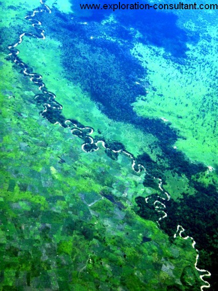 A meandring tributary of Lake Edward.